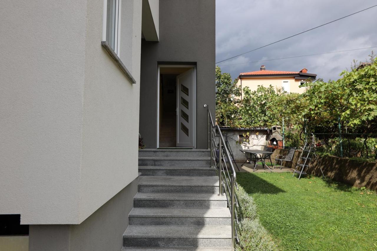 Apartment Cvjetna Rijeka Ngoại thất bức ảnh