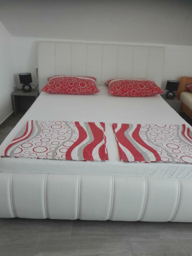 Apartment Cvjetna Rijeka Ngoại thất bức ảnh